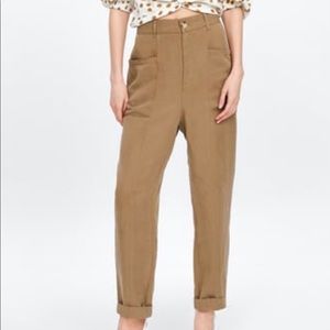 khaki baggy pants